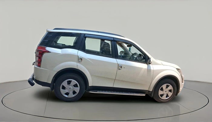 2016 Mahindra XUV500 W6, Diesel, Manual, 1,38,325 km, exterior