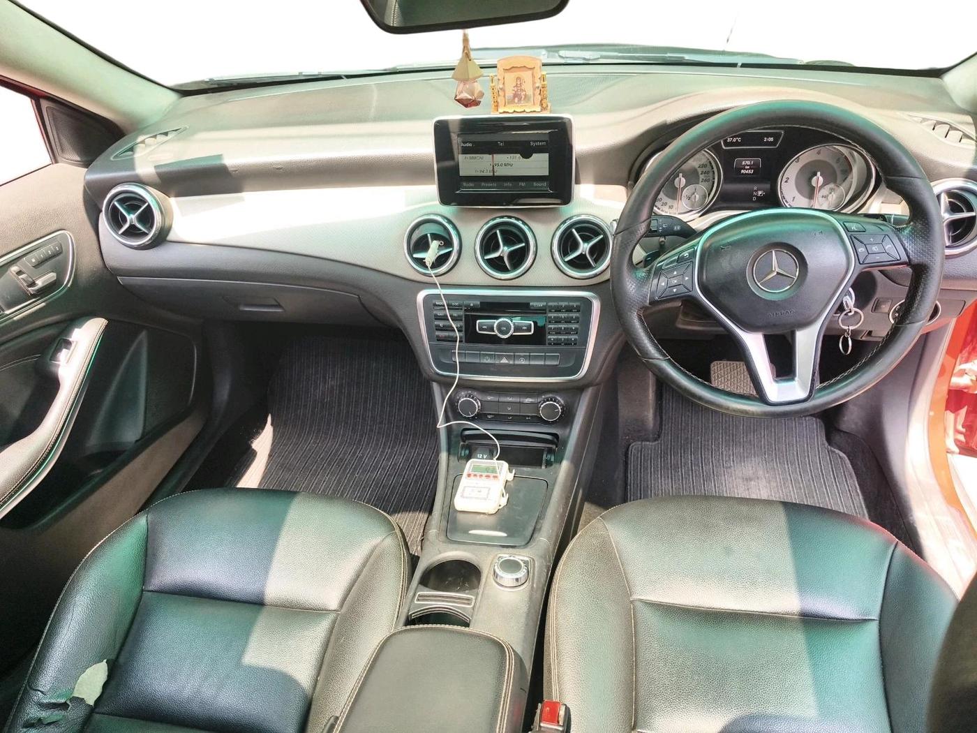 2015 Mercedes Benz GLA Class 200 CDI SPORT, Diesel, Automatic, 90,453 km, interior