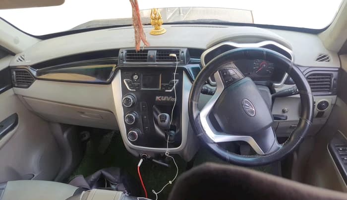 2016 Mahindra Kuv100 K6 PLUS 6 STR, Petrol, Manual, 1,17,478 km, interior