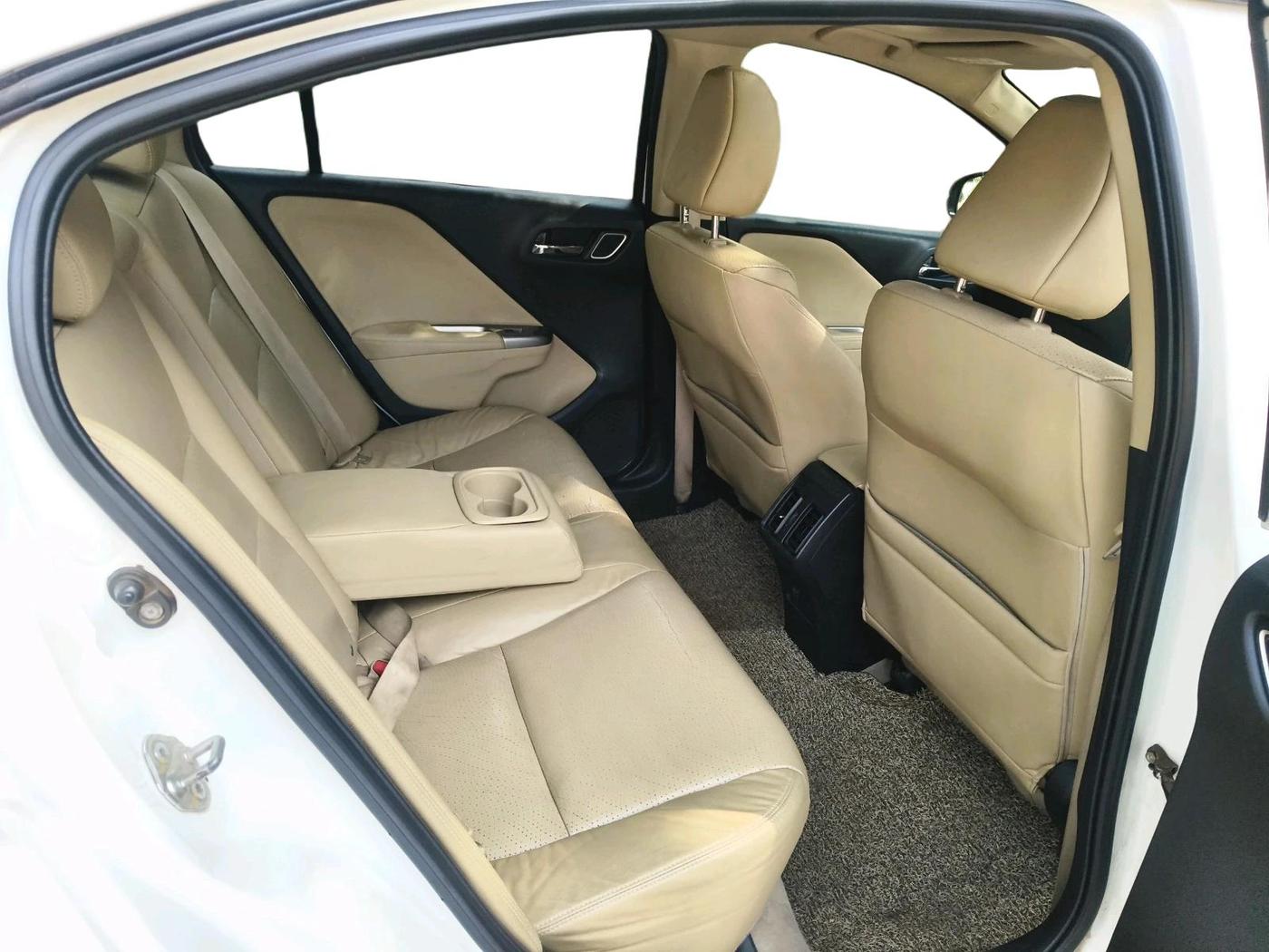 2019 Honda City 1.5L I-DTEC ZX, Diesel, Manual, 1,16,445 km, interior