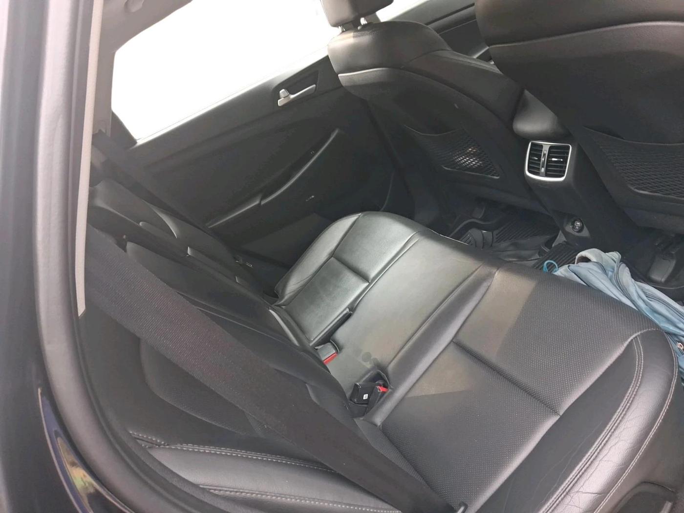 2022 Hyundai Tucson GLS 2WD AT DIESEL, Diesel, Automatic, 81,819 km, interior