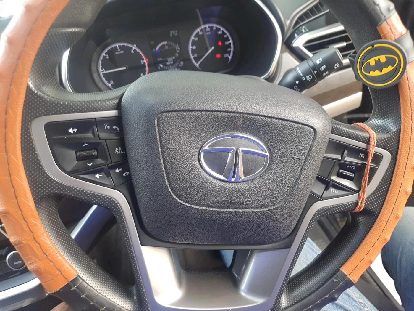 2019 Tata Harrier XT 2.0L KRYOTEC, Diesel, Manual, 70,316 km, interior