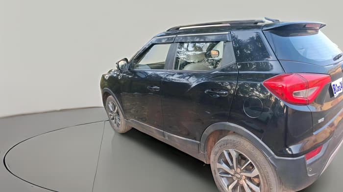 2021 Mahindra XUV300 W8 (O) 1.2 PETROL, Petrol, Manual, 45,299 km, exterior