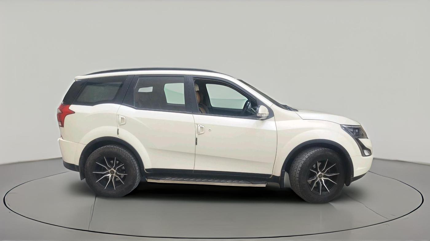 2021 Mahindra XUV500 W7, Diesel, Manual, 1,29,044 km, exterior