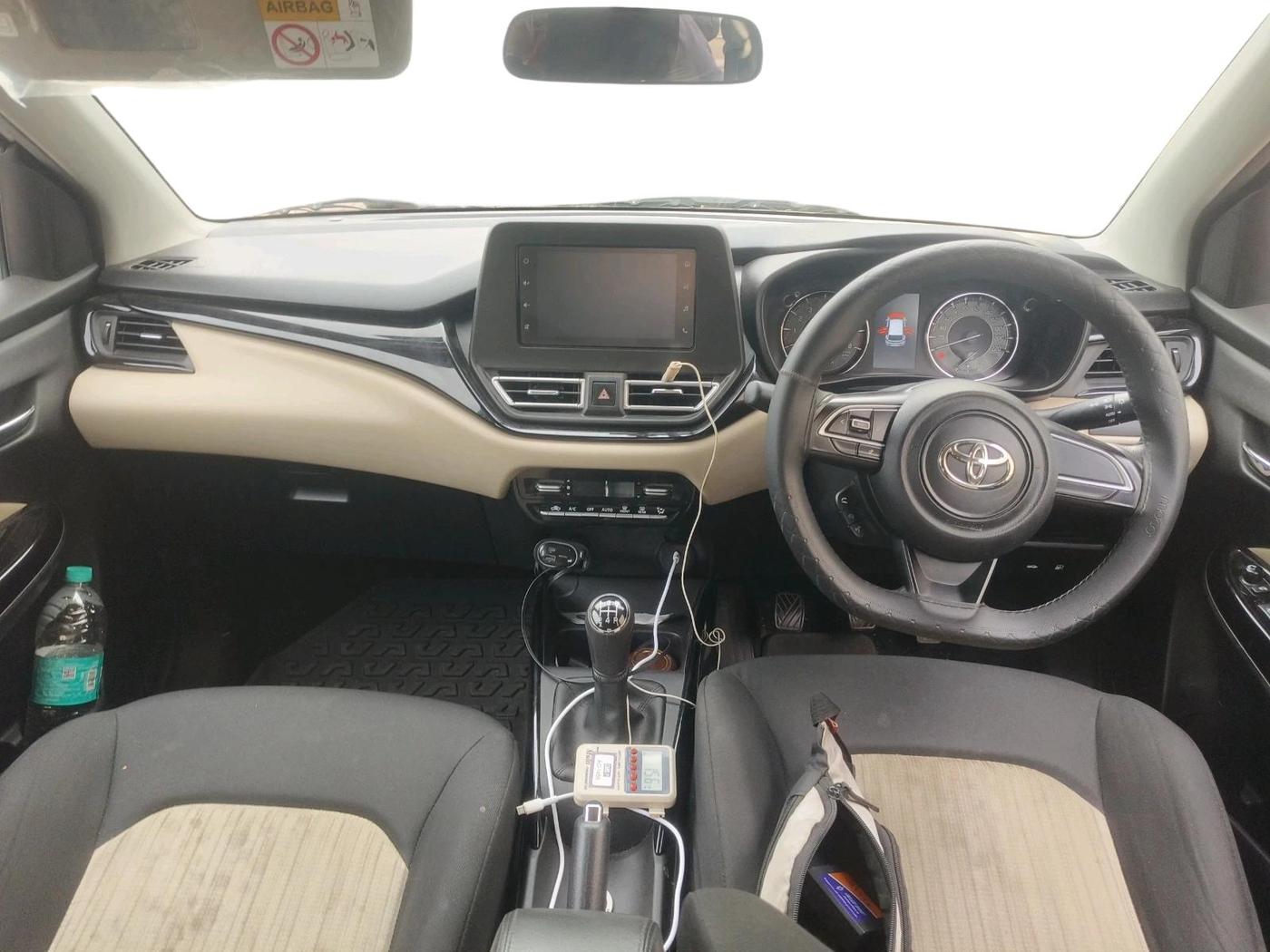 2024 Toyota Glanza G, Petrol, Manual, 50,304 km, interior