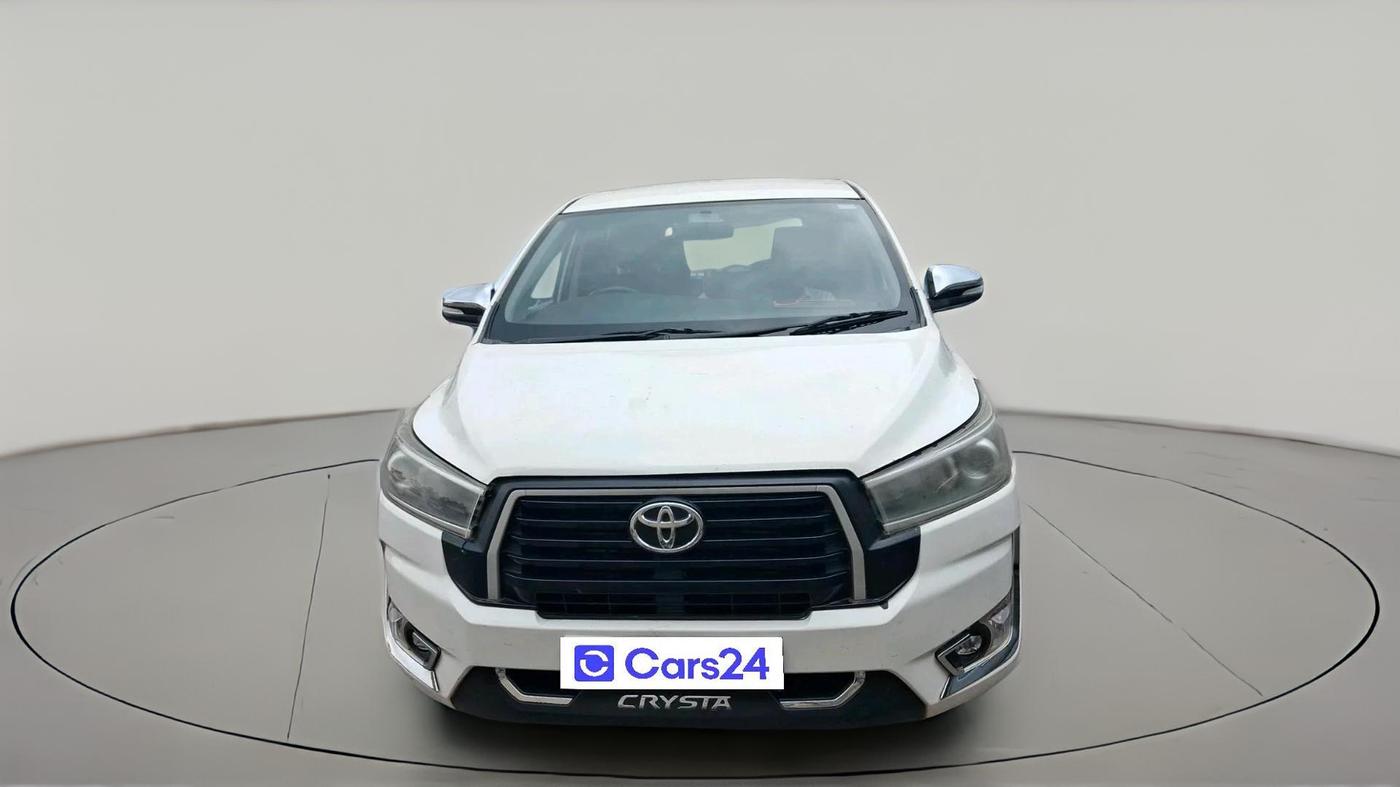 2017 Toyota Innova Crysta 2.4 ZX 7 STR, Diesel, Manual, 1,52,550 km, exterior
