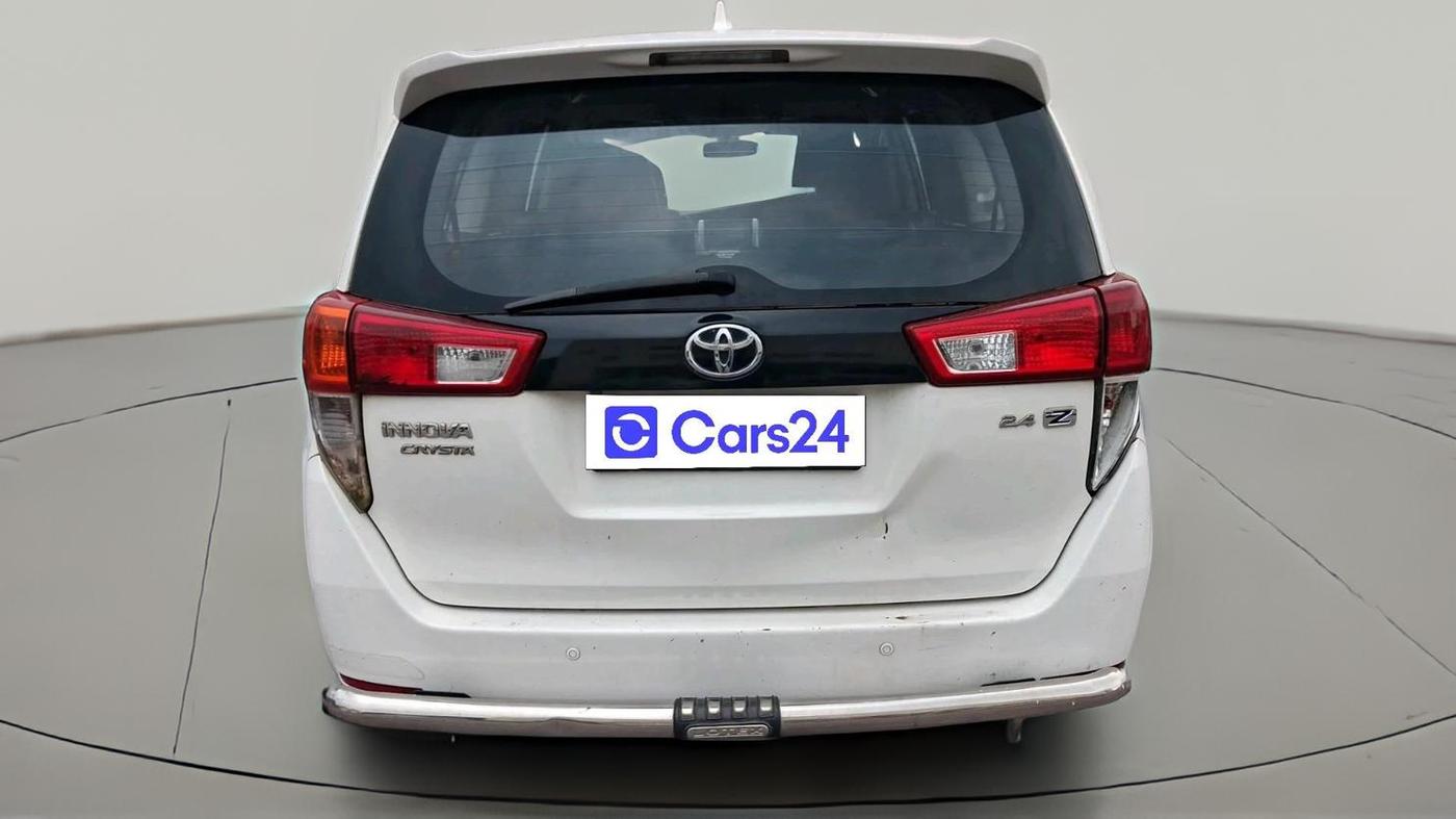 2017 Toyota Innova Crysta 2.4 ZX 7 STR, Diesel, Manual, 1,52,550 km, exterior