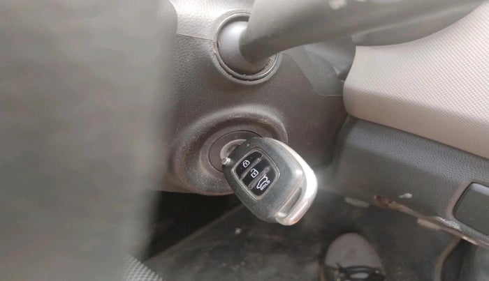 2017 Hyundai Creta E PLUS 1.6 PETROL, Petrol, Manual, 1,25,710 km, interior