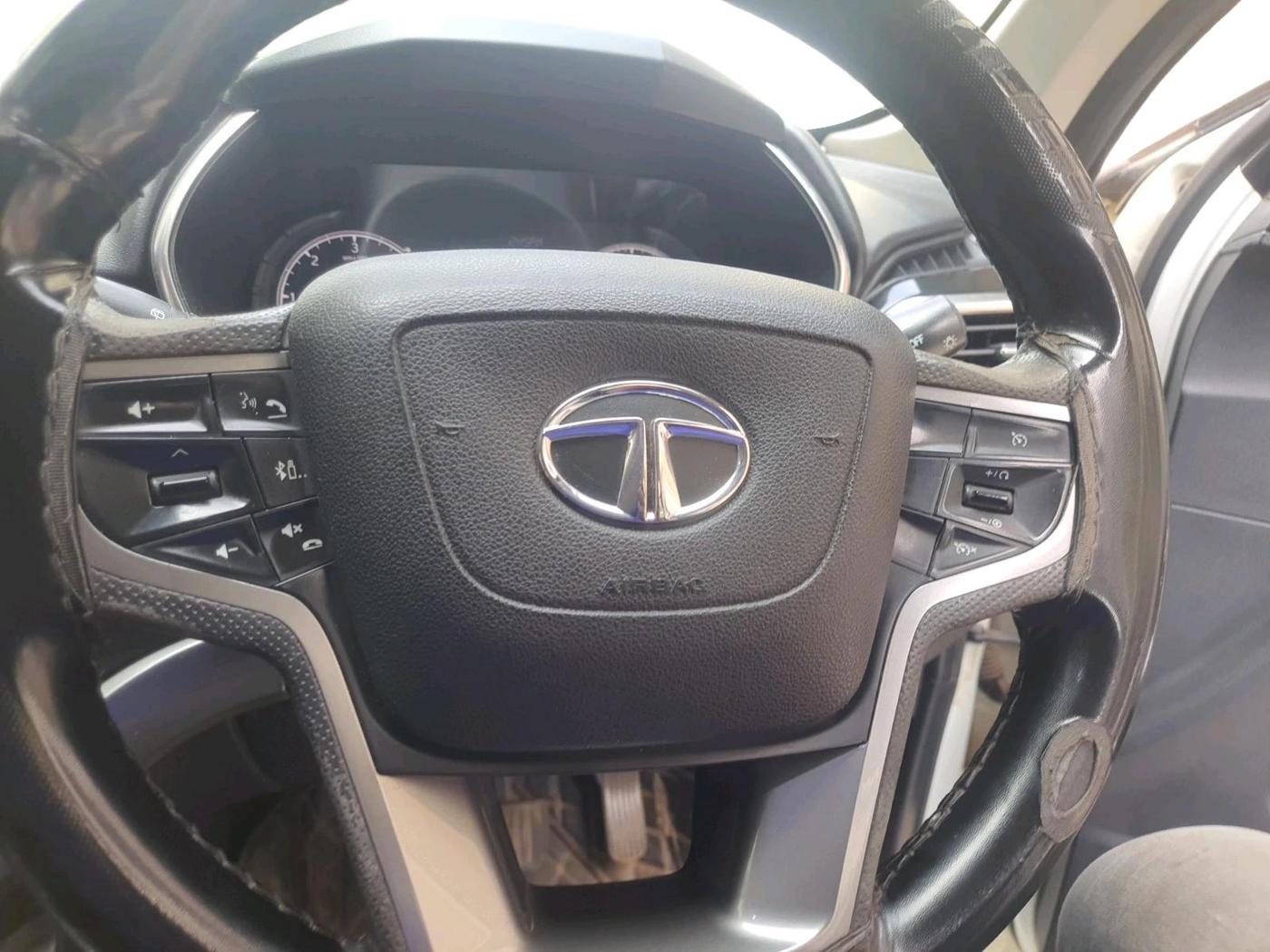2021 Tata Harrier XT 2.0L KRYOTEC, Diesel, Manual, 1,64,056 km, interior