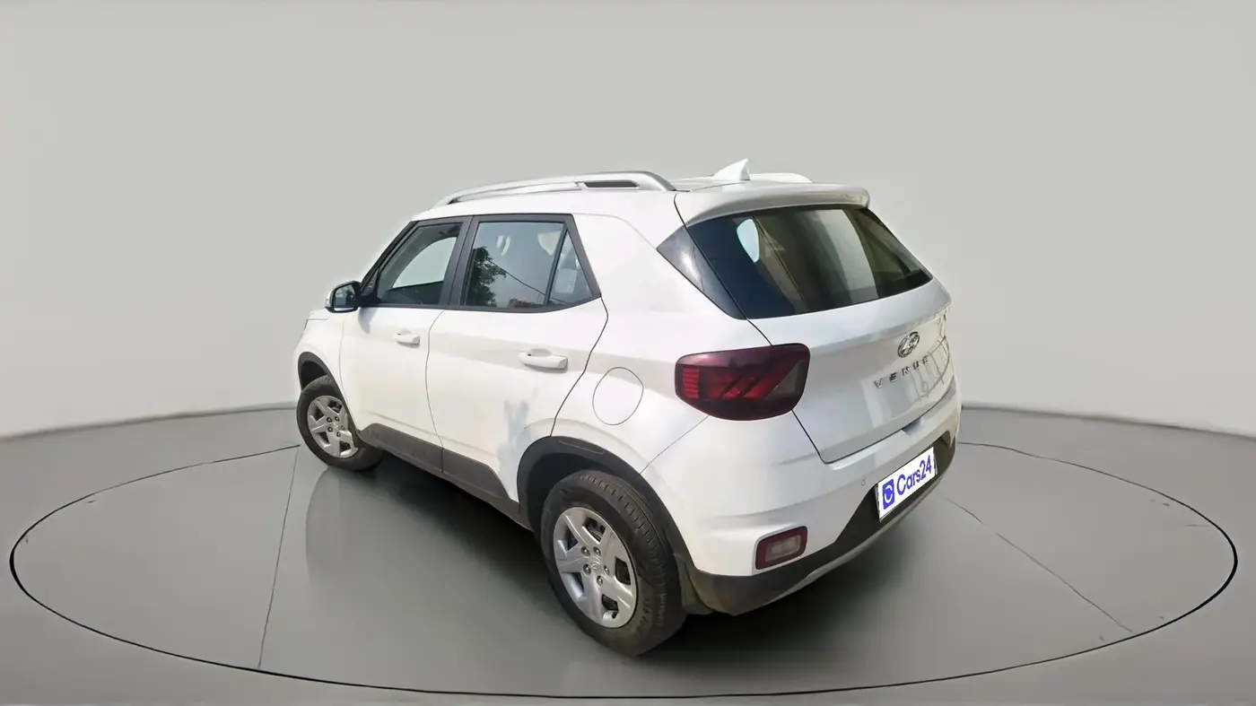 2022 Hyundai VENUE S+ 1.2, Petrol, Manual, 33,812 km, exterior