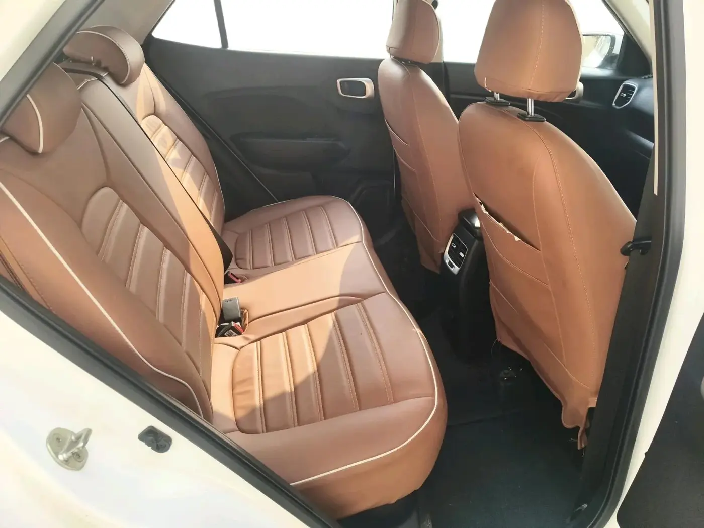 2022 Hyundai VENUE S+ 1.2, Petrol, Manual, 33,812 km, interior