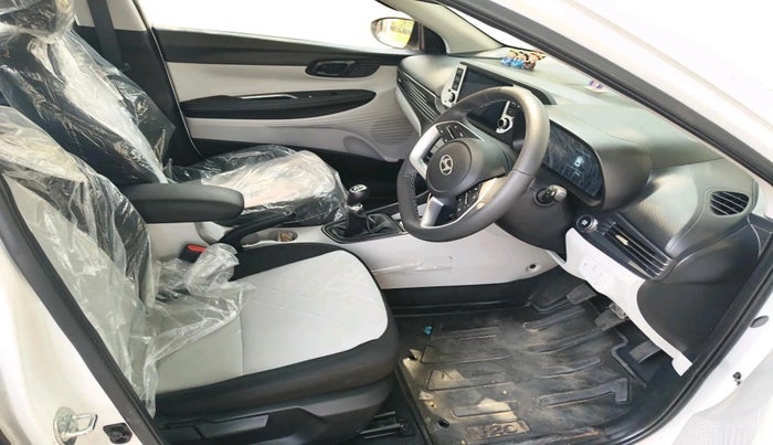 2025 Hyundai NEW I20 ASTA 1.2 MT, Petrol, Manual, 1,018 km, interior