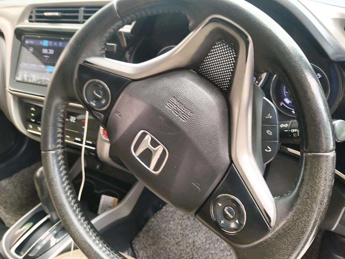 2017 Honda City 1.5L I-VTEC VX CVT, Petrol, Automatic, 79,621 km, interior