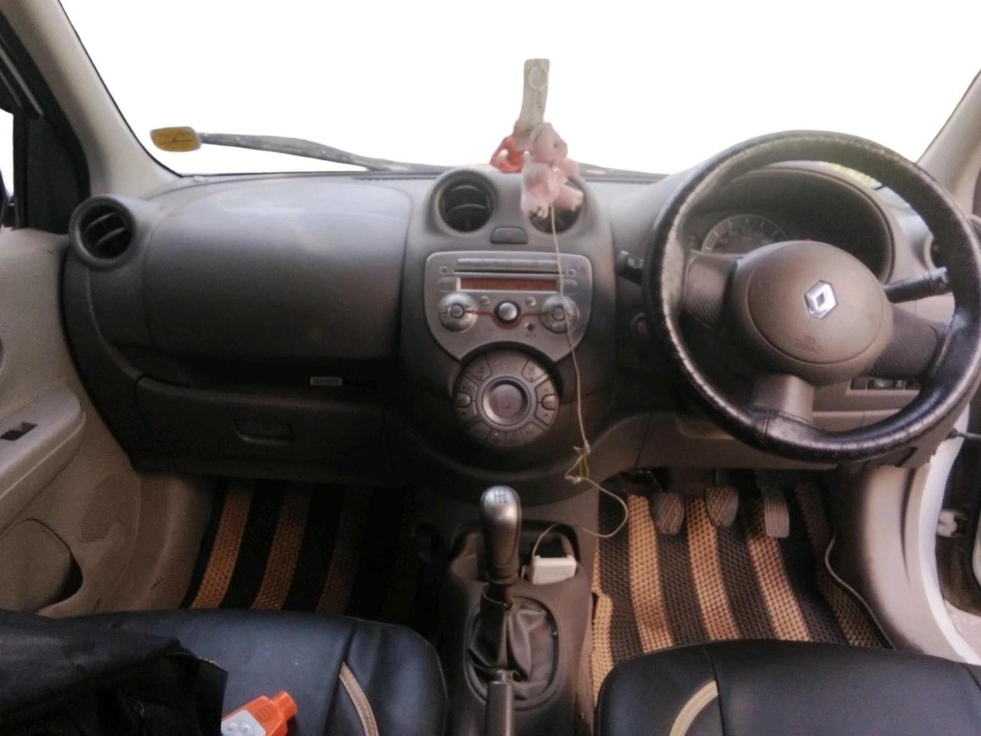 2013 Renault Pulse RXZ DIESEL, Diesel, Manual, 1,00,744 km, interior