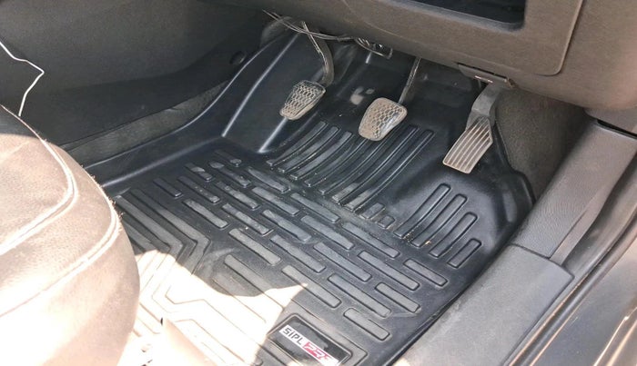 2022 Tata PUNCH PURE MT, Petrol, Manual, 49,706 km, interior