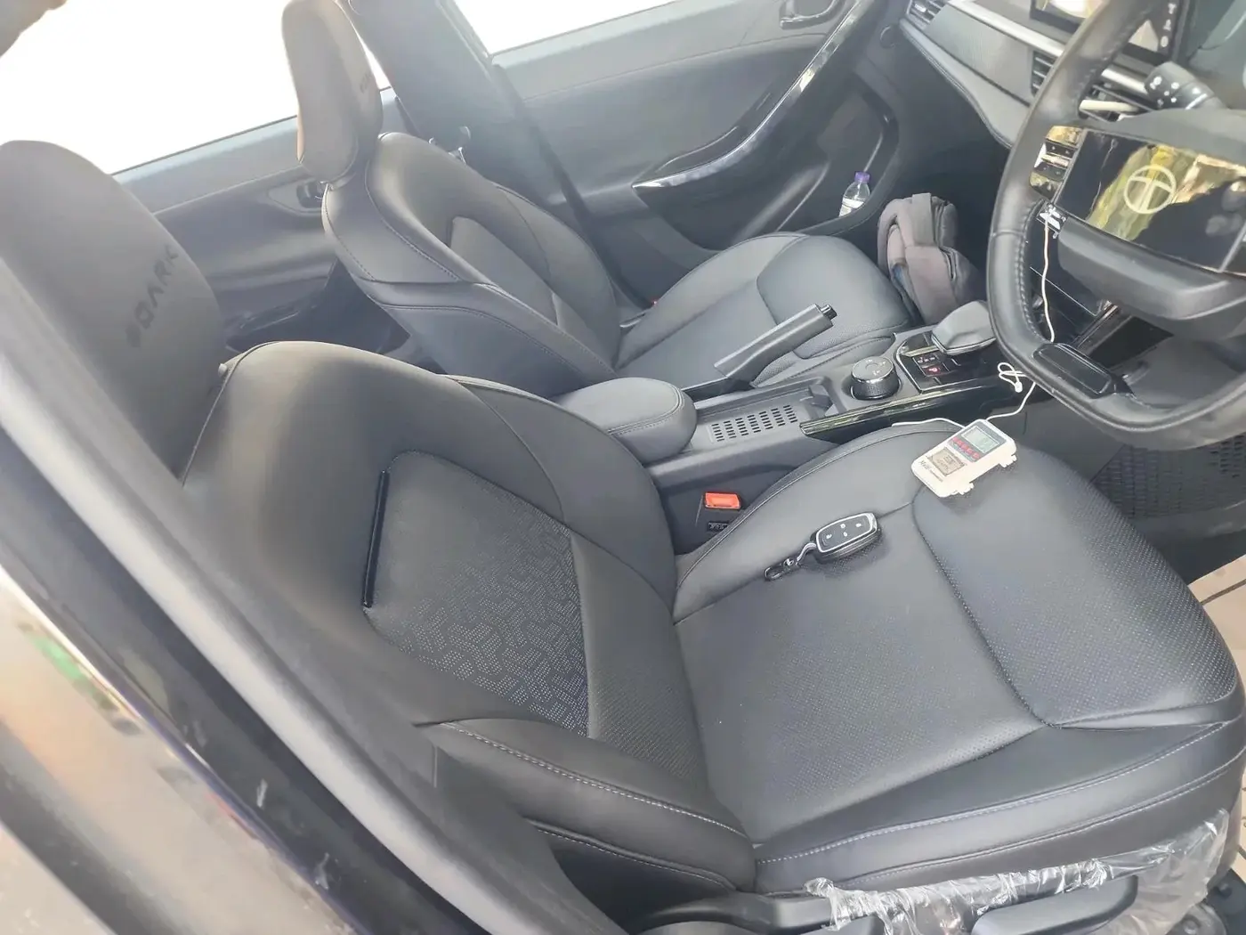 2025 Tata NEXON Creative Plus S 1.2 Revotron 6AMT Dark Edition, Petrol, Automatic, 5,672 km, interior