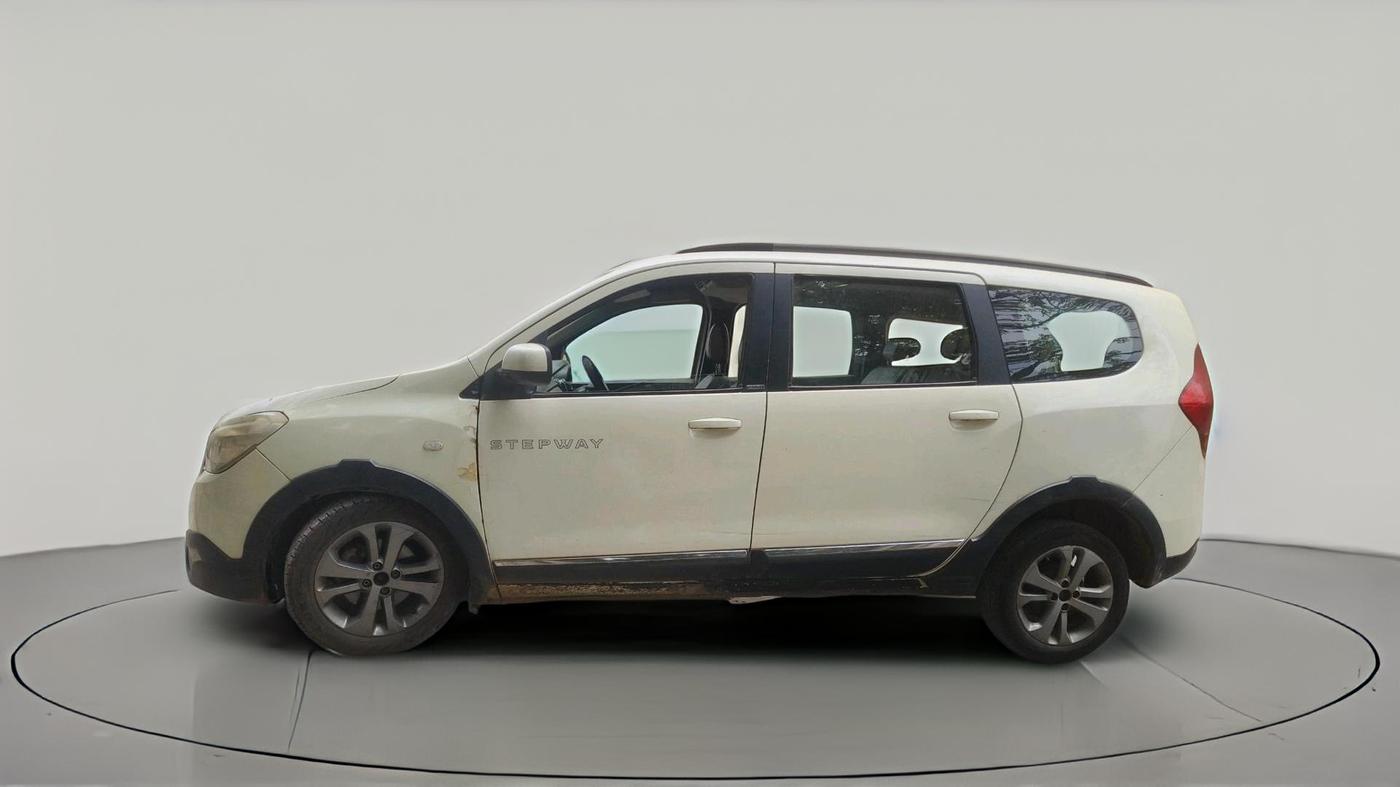 2018 Renault Lodgy 110 PS RXZ STEPWAY 8 STR, Diesel, Manual, 1,67,943 km, exterior