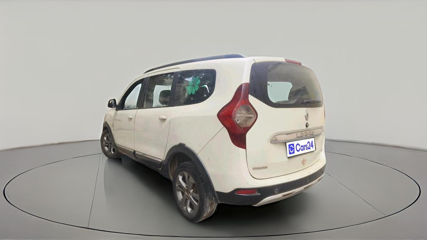 2018 Renault Lodgy 110 PS RXZ STEPWAY 8 STR, Diesel, Manual, 1,67,943 km, exterior