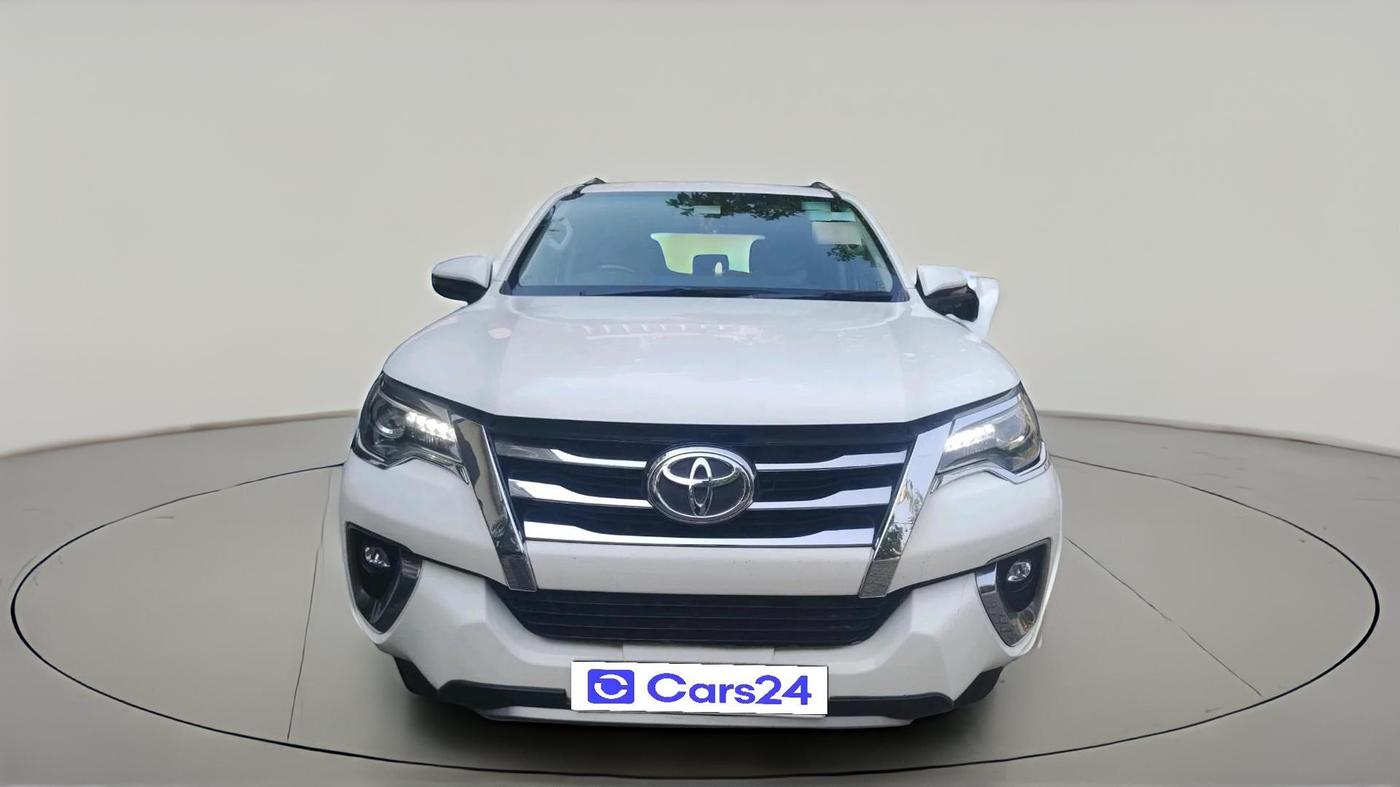 2020 Toyota Fortuner 2.8 4X2 MT, Diesel, Manual, 1,52,545 km, exterior