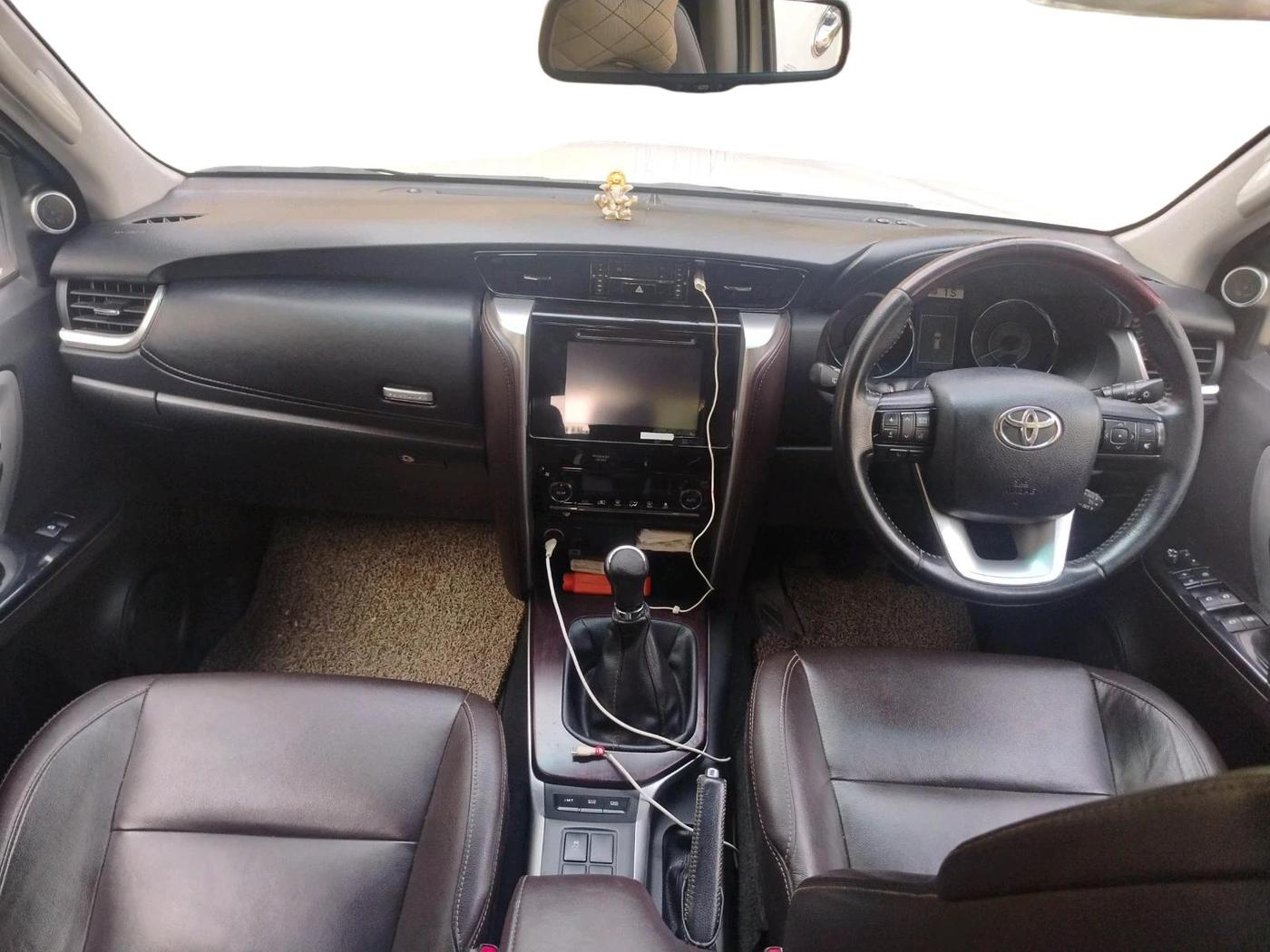 2020 Toyota Fortuner 2.8 4X2 MT, Diesel, Manual, 1,52,545 km, interior