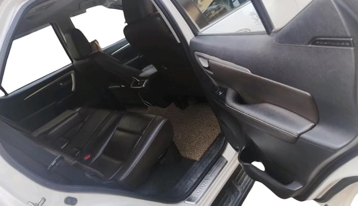 2020 Toyota Fortuner 2.8 4X2 MT, Diesel, Manual, 1,52,545 km, interior