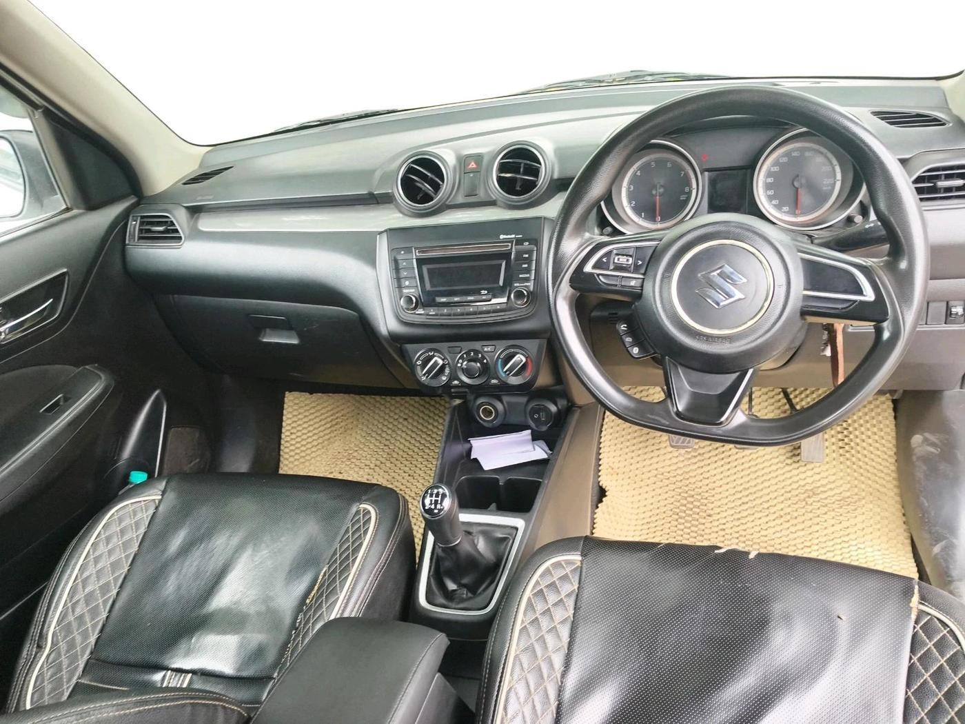 2018 Maruti Swift VXI, Petrol, Manual, 1,03,871 km, interior