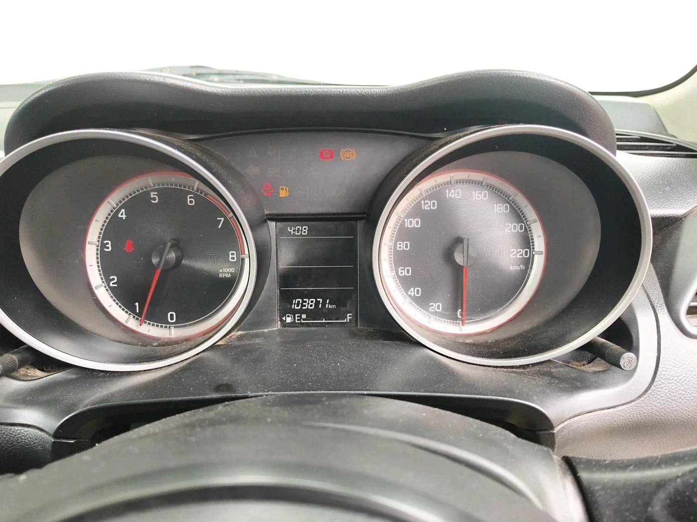 2018 Maruti Swift VXI, Petrol, Manual, 1,03,871 km, interior