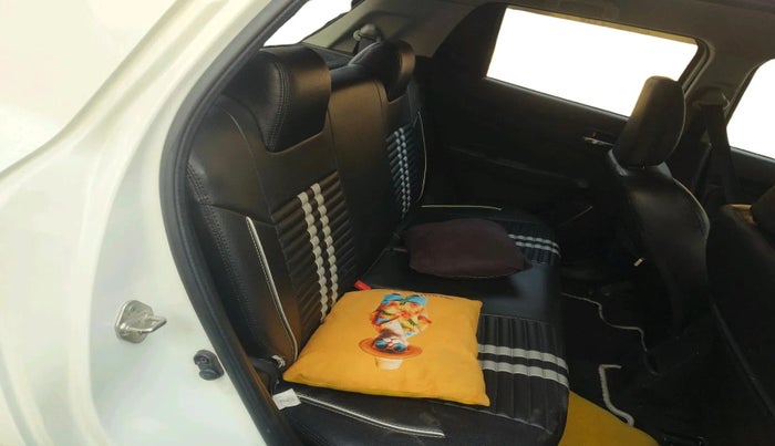 2021 Maruti Swift VXI, Petrol, Manual, 68,136 km, interior