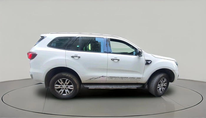 2017 Ford Endeavour TITANIUM 3.2 4X4 AT, Diesel, Automatic, 2,95,951 km, exterior