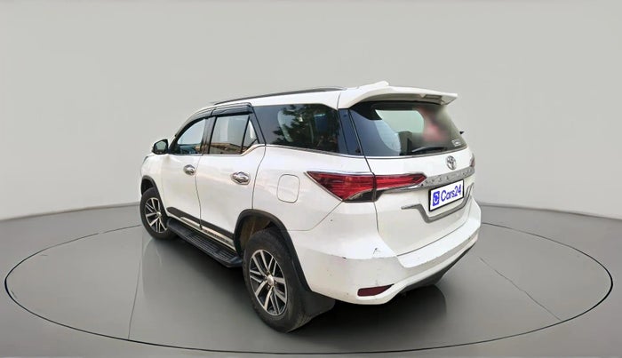 2017 Toyota Fortuner 2.8 4X2 AT, Diesel, Automatic, 2,74,372 km, exterior