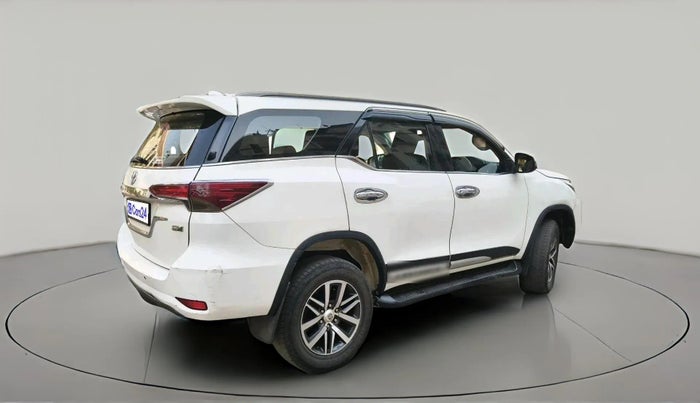 2017 Toyota Fortuner 2.8 4X2 AT, Diesel, Automatic, 2,74,372 km, exterior