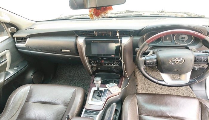 2017 Toyota Fortuner 2.8 4X2 AT, Diesel, Automatic, 2,74,372 km, interior