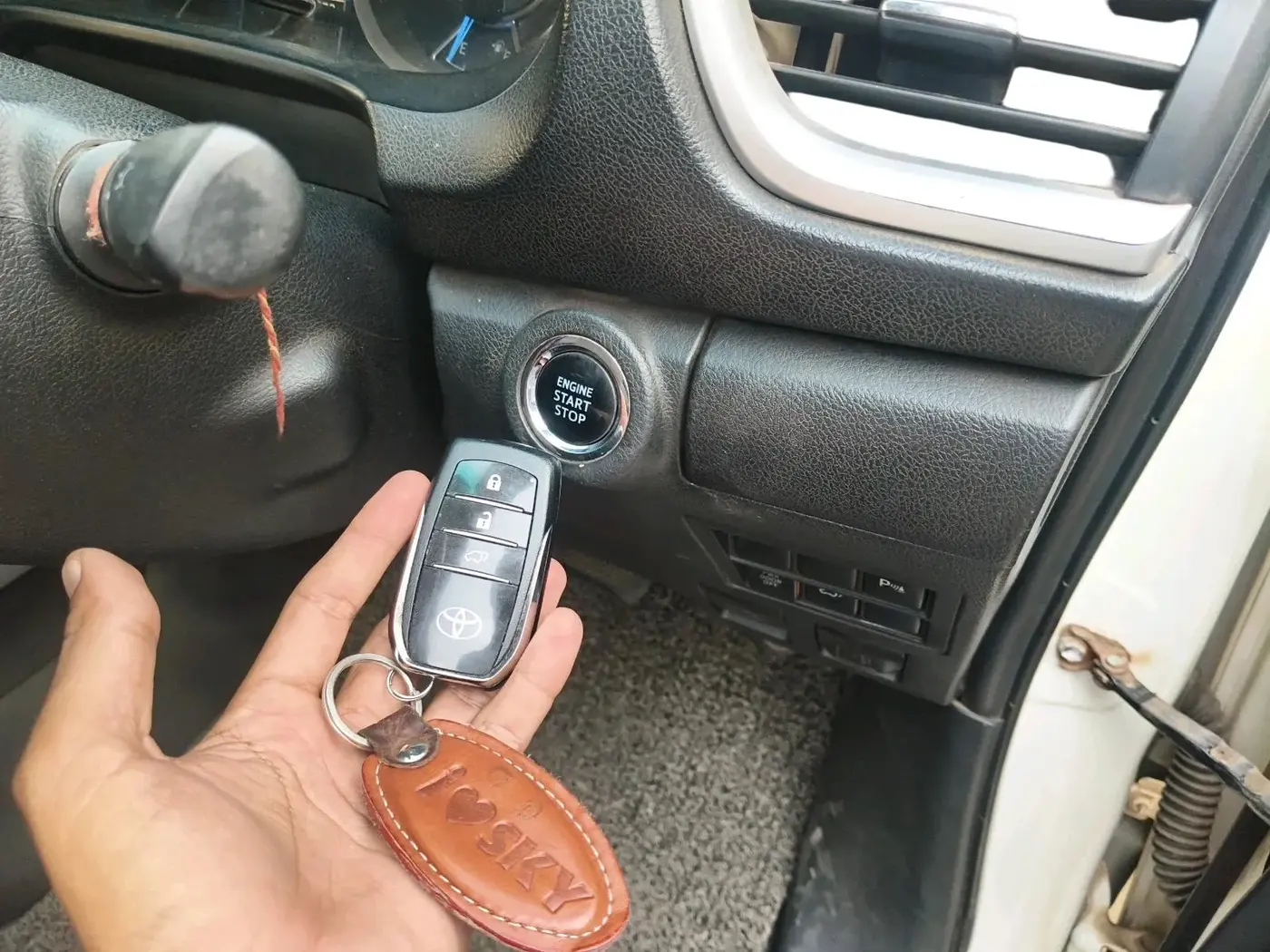 2017 Toyota Fortuner 2.8 4X2 AT, Diesel, Automatic, 2,74,372 km, interior