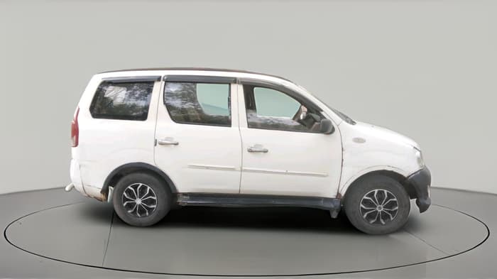 2013 Mahindra Xylo D4, Diesel, Manual, 3,14,858 km, exterior