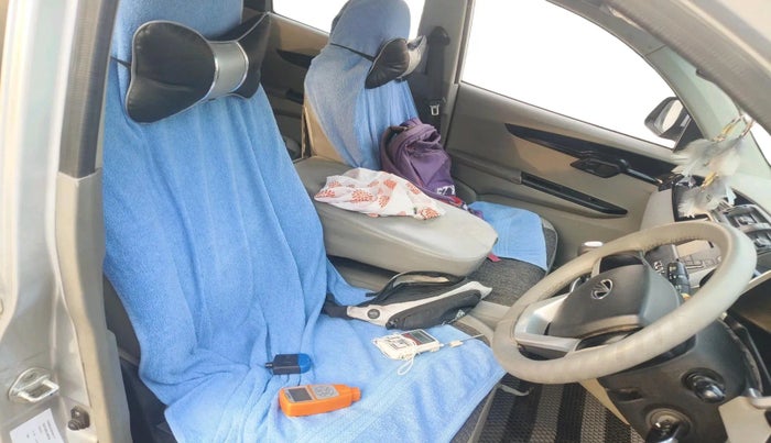 2016 Mahindra Kuv100 K6 6 STR, Petrol, Manual, 74,976 km, interior