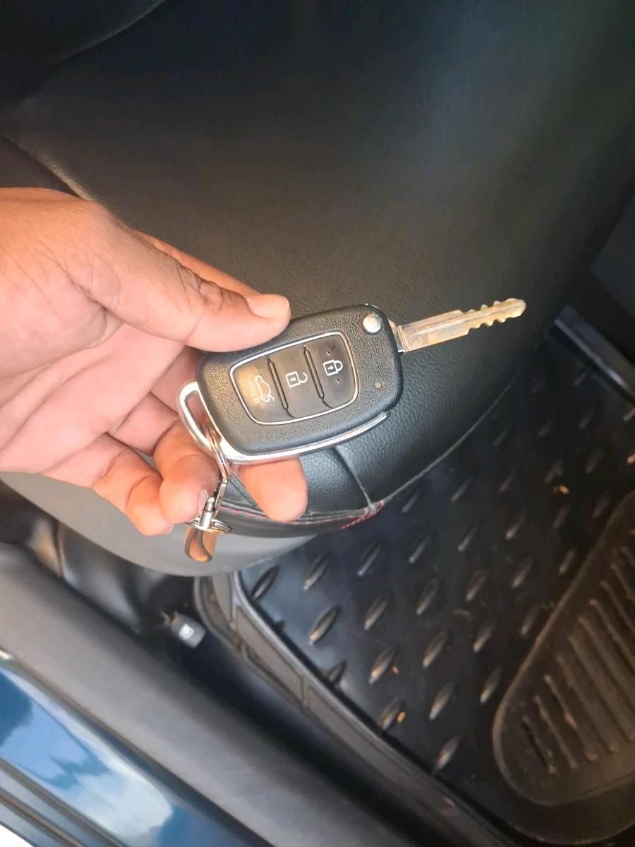 2019 Hyundai GRAND I10 NIOS SPORTZ 1.2 KAPPA VTVT, Petrol, Manual, 23,318 km, interior