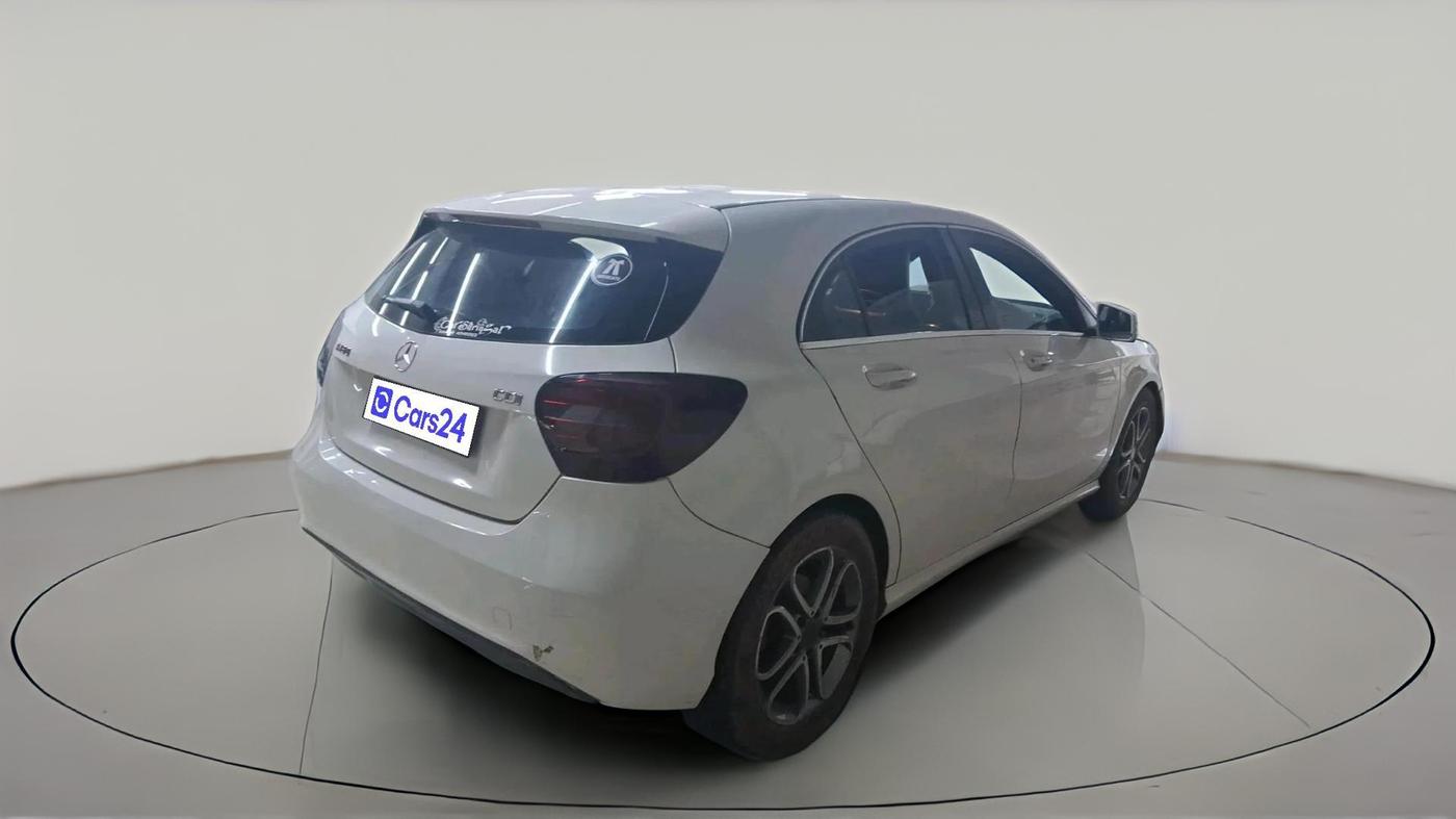 2014 Mercedes Benz A Class A180 CDI STYLE, Diesel, Automatic, 1,16,218 km, exterior