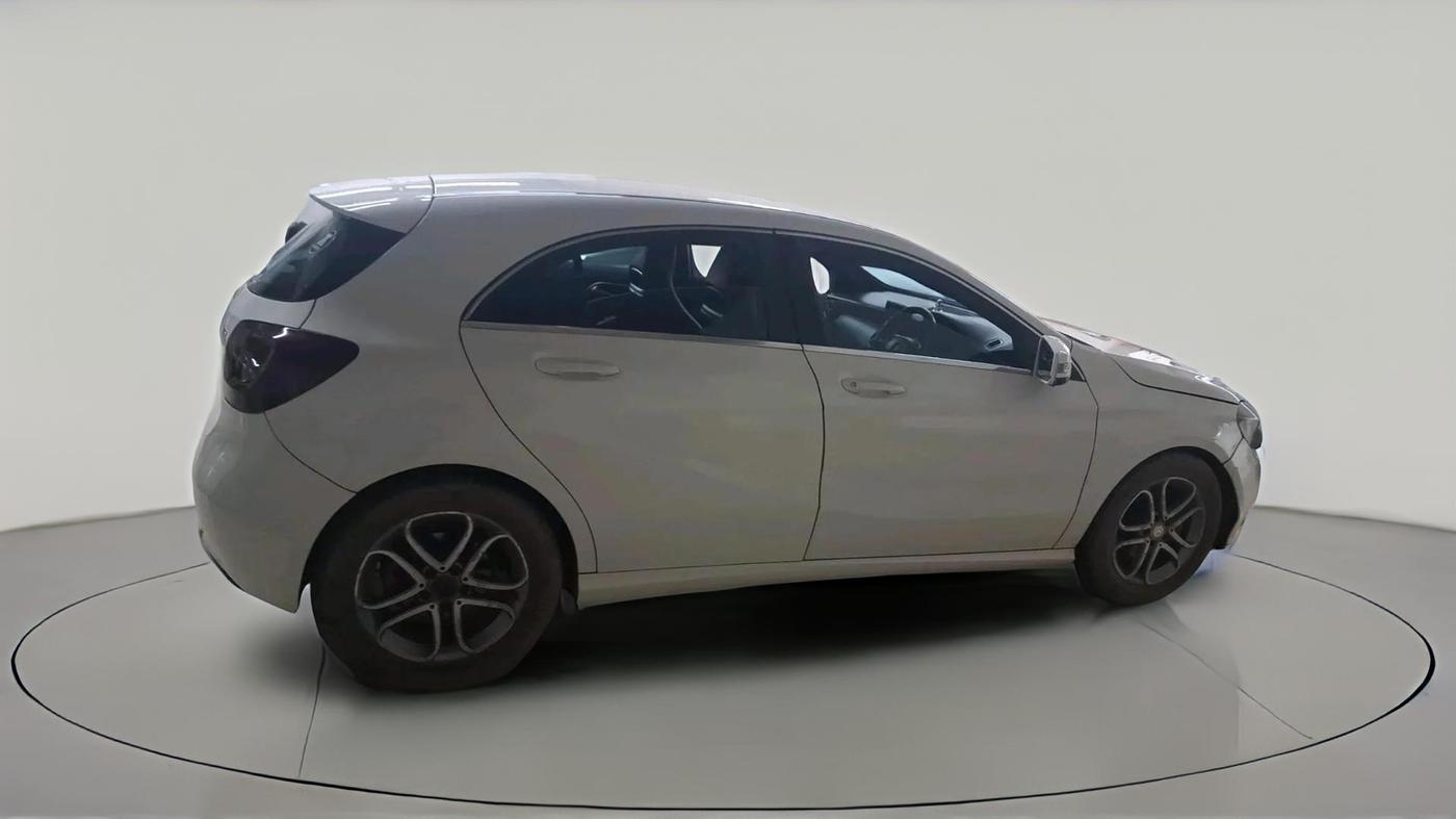 2014 Mercedes Benz A Class A180 CDI STYLE, Diesel, Automatic, 1,16,218 km, exterior