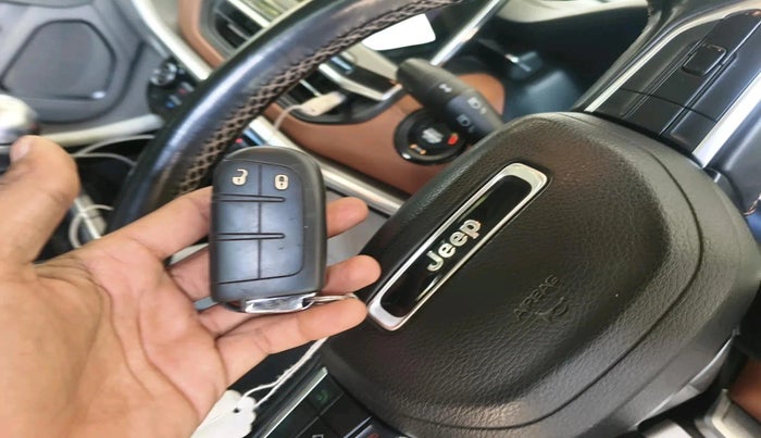 2021 Jeep Compass LIMITED (O) 2.0 DIESEL, Diesel, Manual, 8,10,006 km, interior