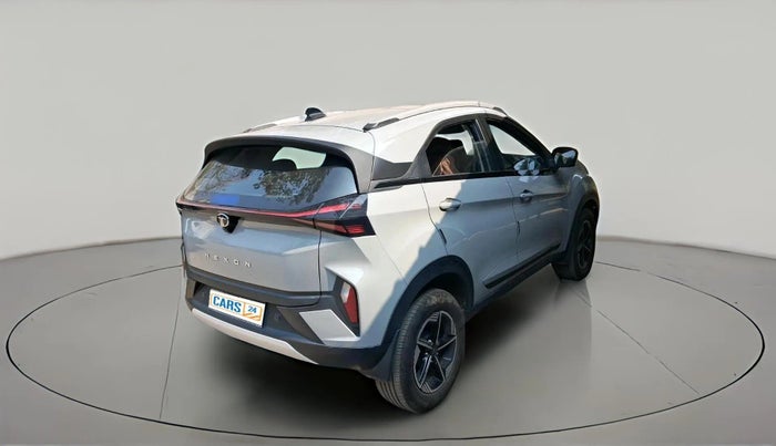 2025 Tata NEXON CREATIVE  AMT 1.2 PETROL, Petrol, Automatic, 7,120 km, exterior