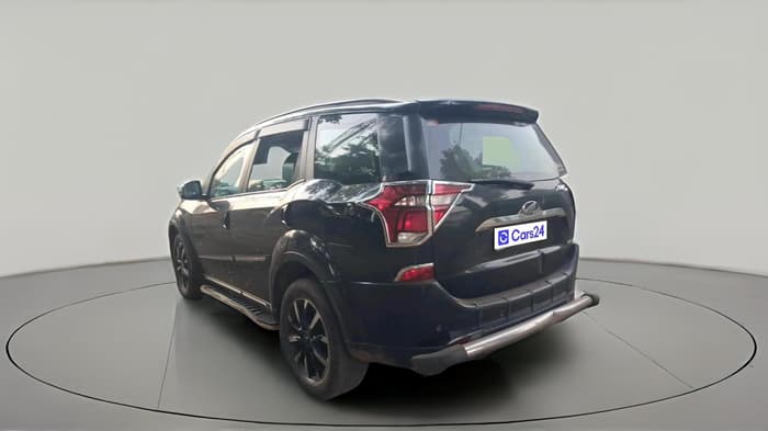 2019 Mahindra XUV500 W11, Diesel, Manual, 70,988 km, exterior