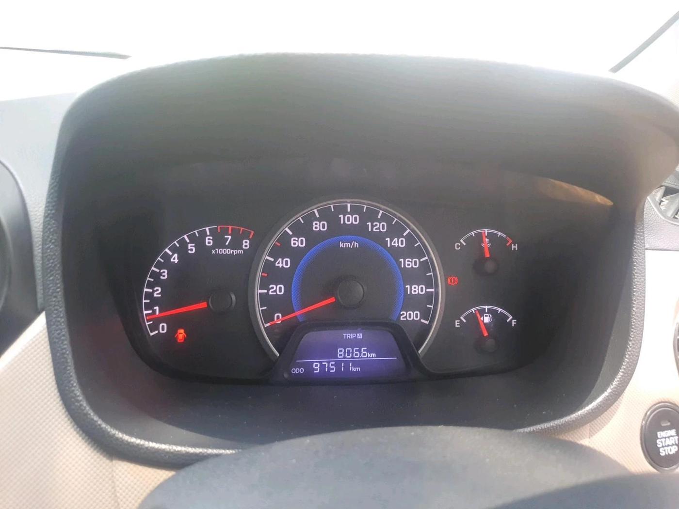 2016 Hyundai Grand i10 ASTA (O) 1.2 KAPPA VTVT, CNG, Manual, 97,511 km, interior