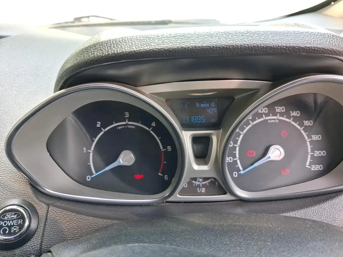 2016 Ford Ecosport TITANIUM+ 1.5L DIESEL, Diesel, Manual, 1,31,885 km, interior