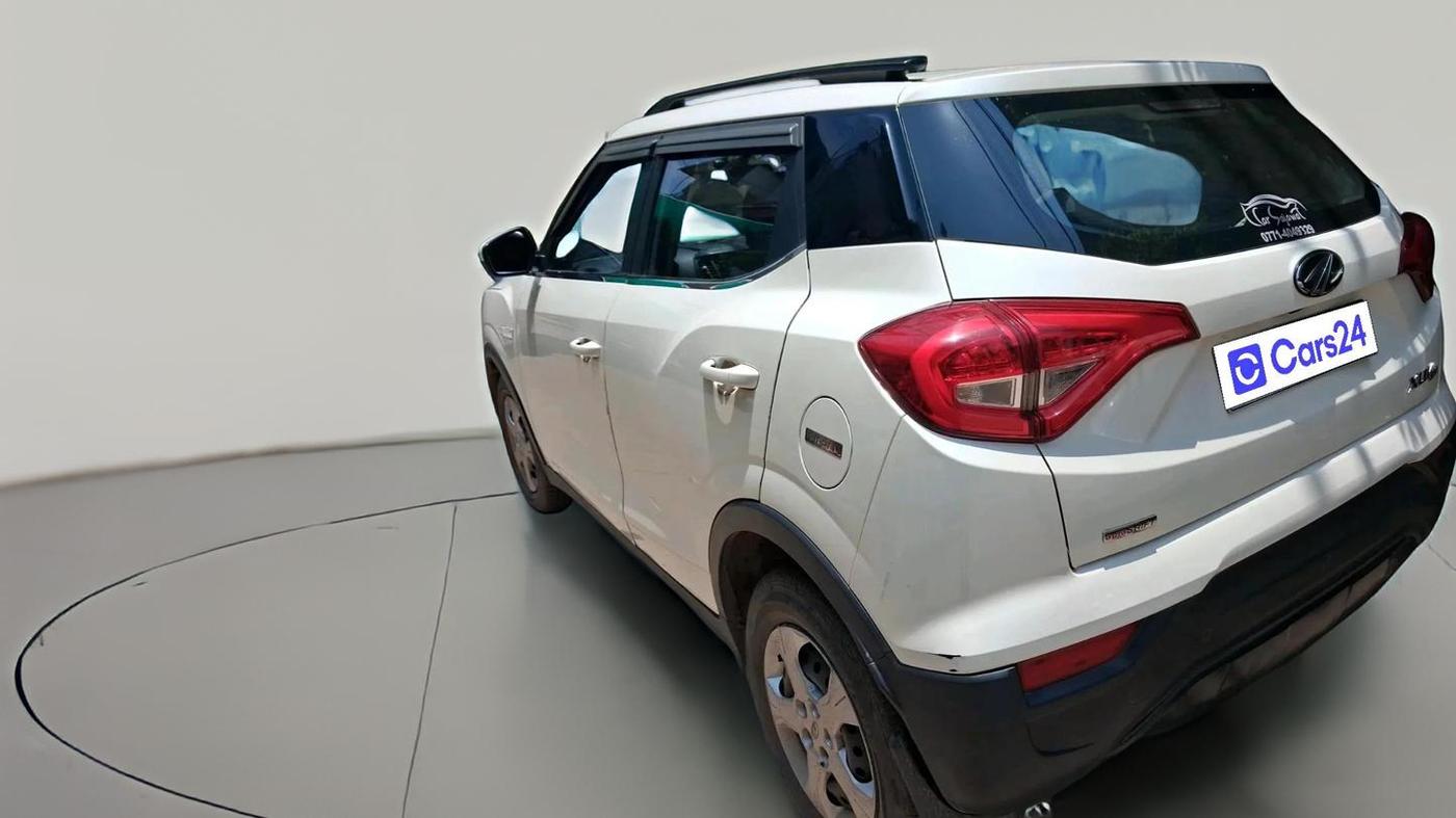2022 Mahindra XUV300 W6 1.5 DIESEL AMT, Diesel, Automatic, 80,746 km, exterior