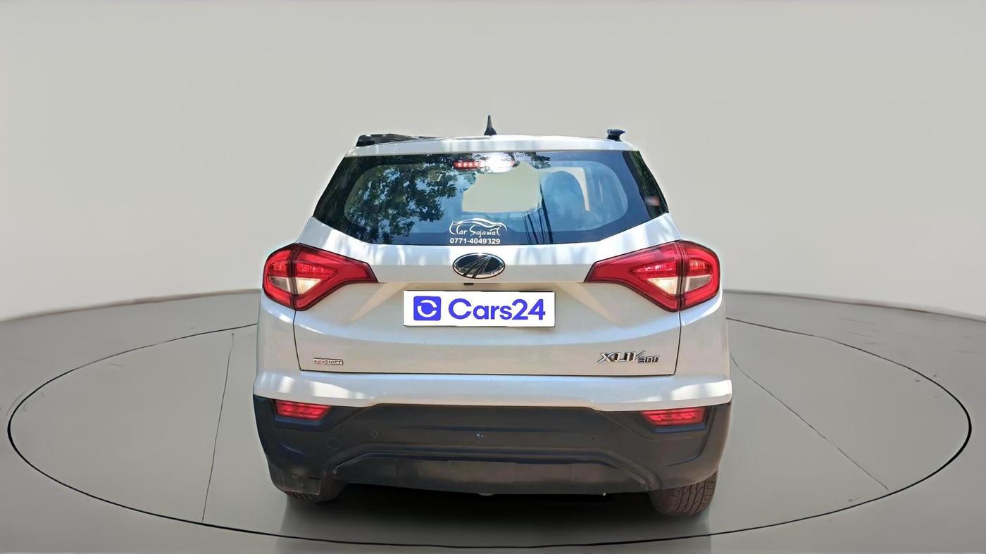 2022 Mahindra XUV300 W6 1.5 DIESEL AMT, Diesel, Automatic, 80,746 km, exterior