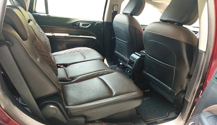 2023 Jeep MERIDIAN LIMITED (O) 4X2 AT, Diesel, Automatic, 19,792 km, interior