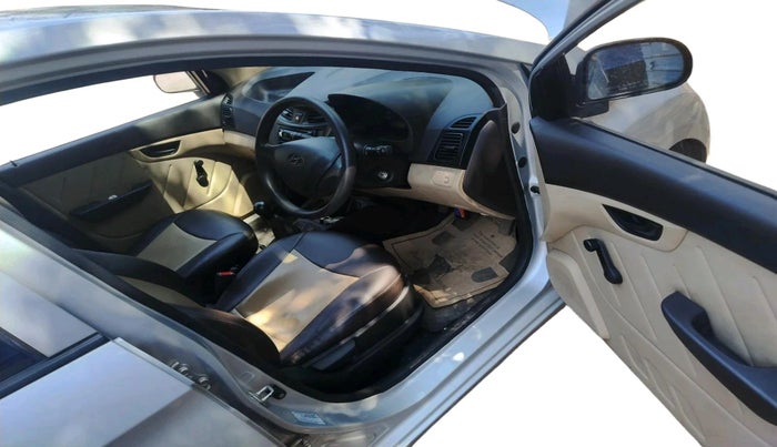 2014 Hyundai Eon D-LITE+, Petrol, Manual, 30,416 km, interior