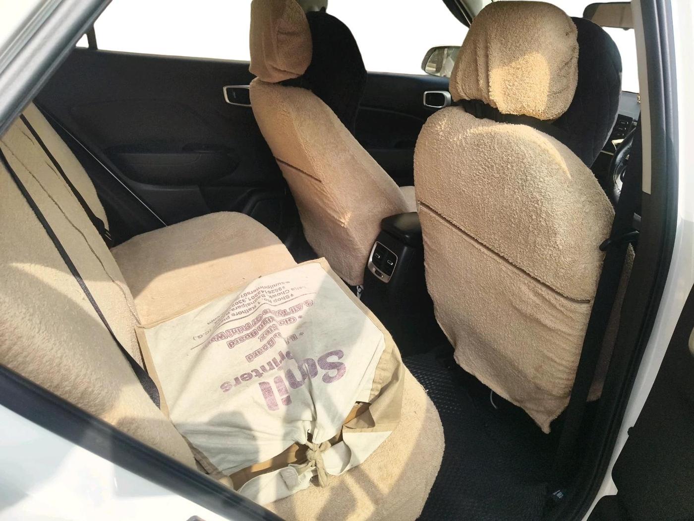 2021 Hyundai VENUE S 1.2, Petrol, Manual, 64,900 km, interior