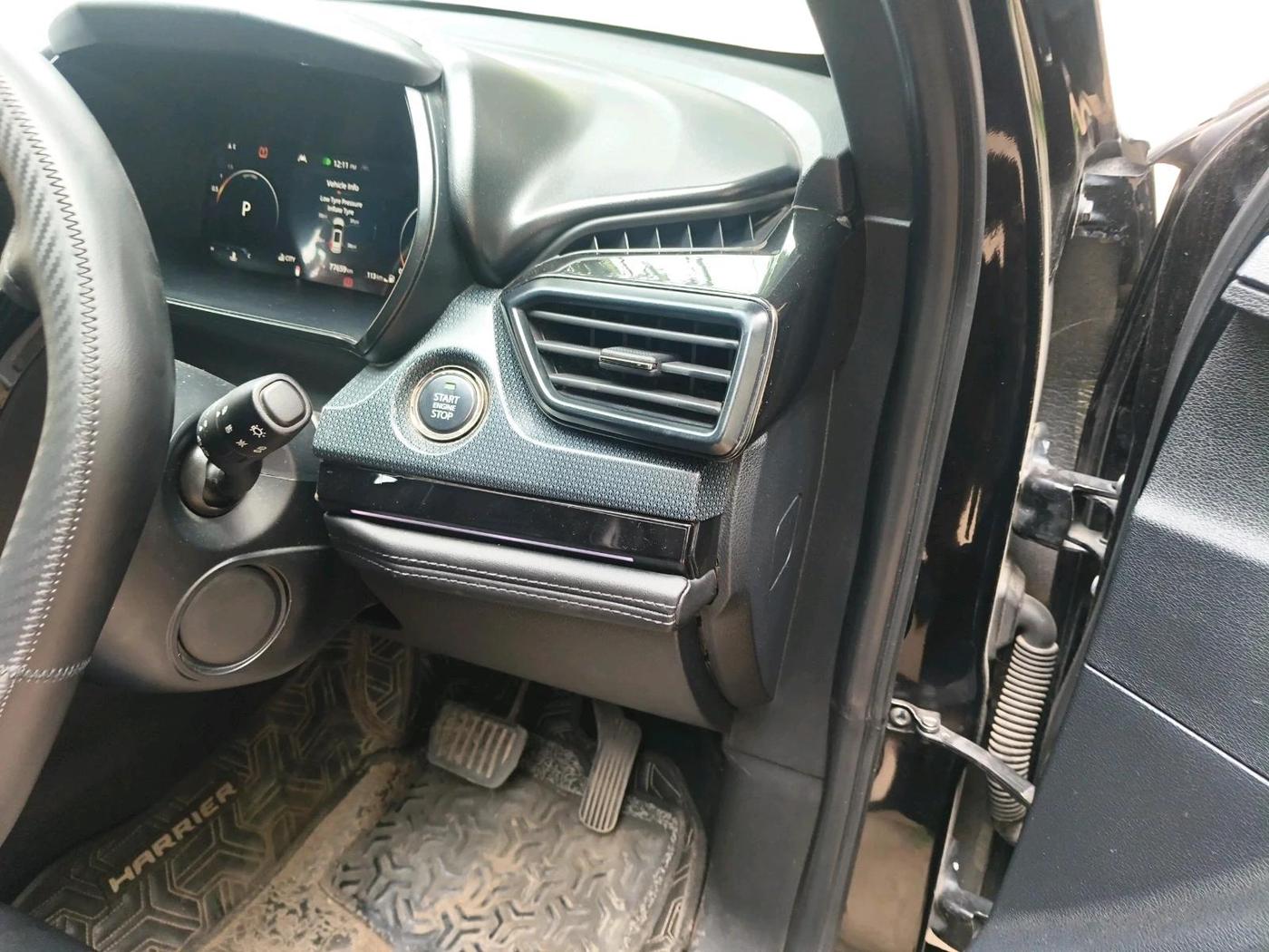 2023 Tata Harrier FEARLESS PLUS DARK EDITION AT, Diesel, Automatic, 77,659 km, interior