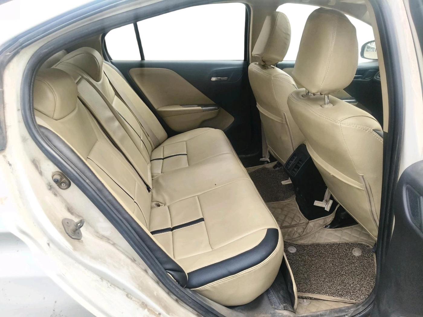 2015 Honda City 1.5L I-DTEC VX, Diesel, Manual, 1,18,337 km, interior
